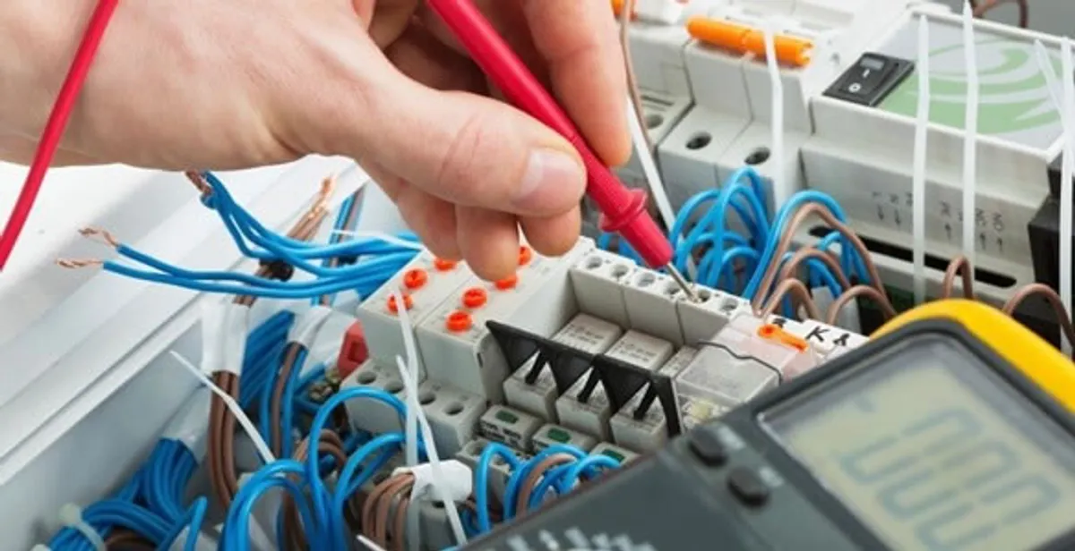 electrical wiring services performing professional electrical system testing in Saint Petersburg, FL