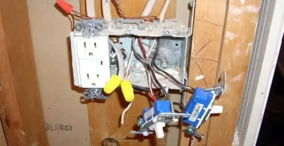 gfci circuits service wiring and upgrading electrical outlets with ground fault protection in Saint Petersburg, FL