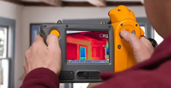 home energy audit service capturing thermal readings to analyze insulation and electrical efficiency in Saint Petersburg, FL